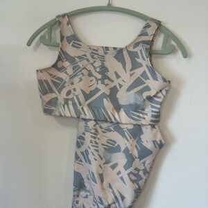 Stylish Abstract Print Women's Top